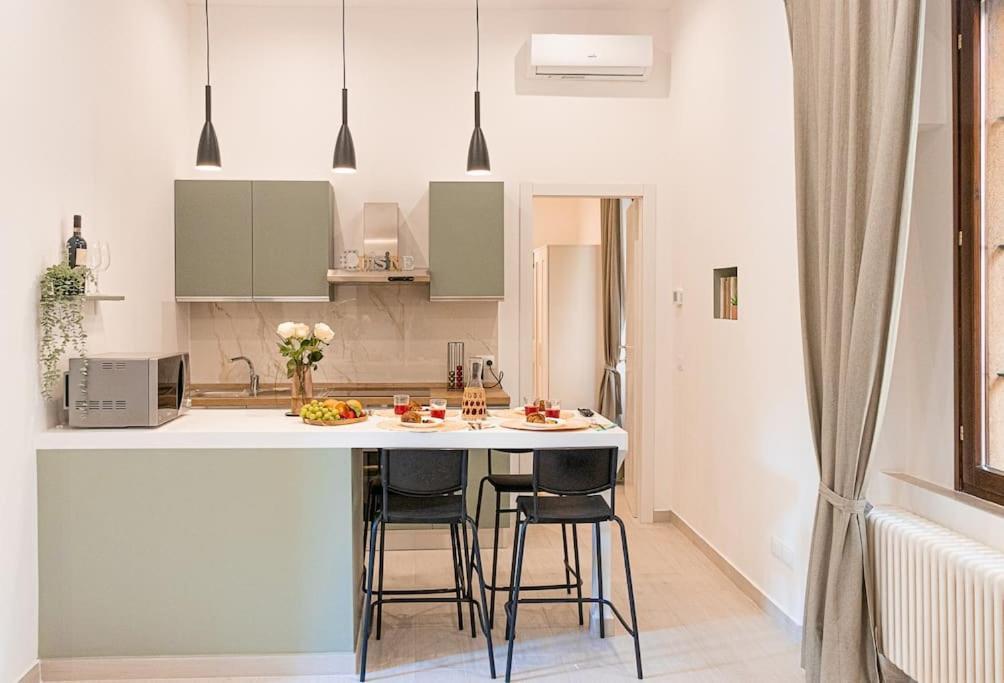 New Private Apt In Como A-C Self Check-In Екстериор снимка