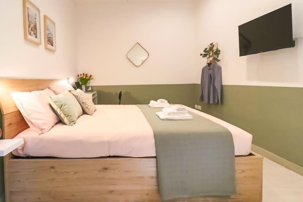 New Private Apt In Como A-C Self Check-In Екстериор снимка