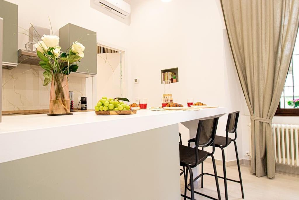 New Private Apt In Como A-C Self Check-In Екстериор снимка