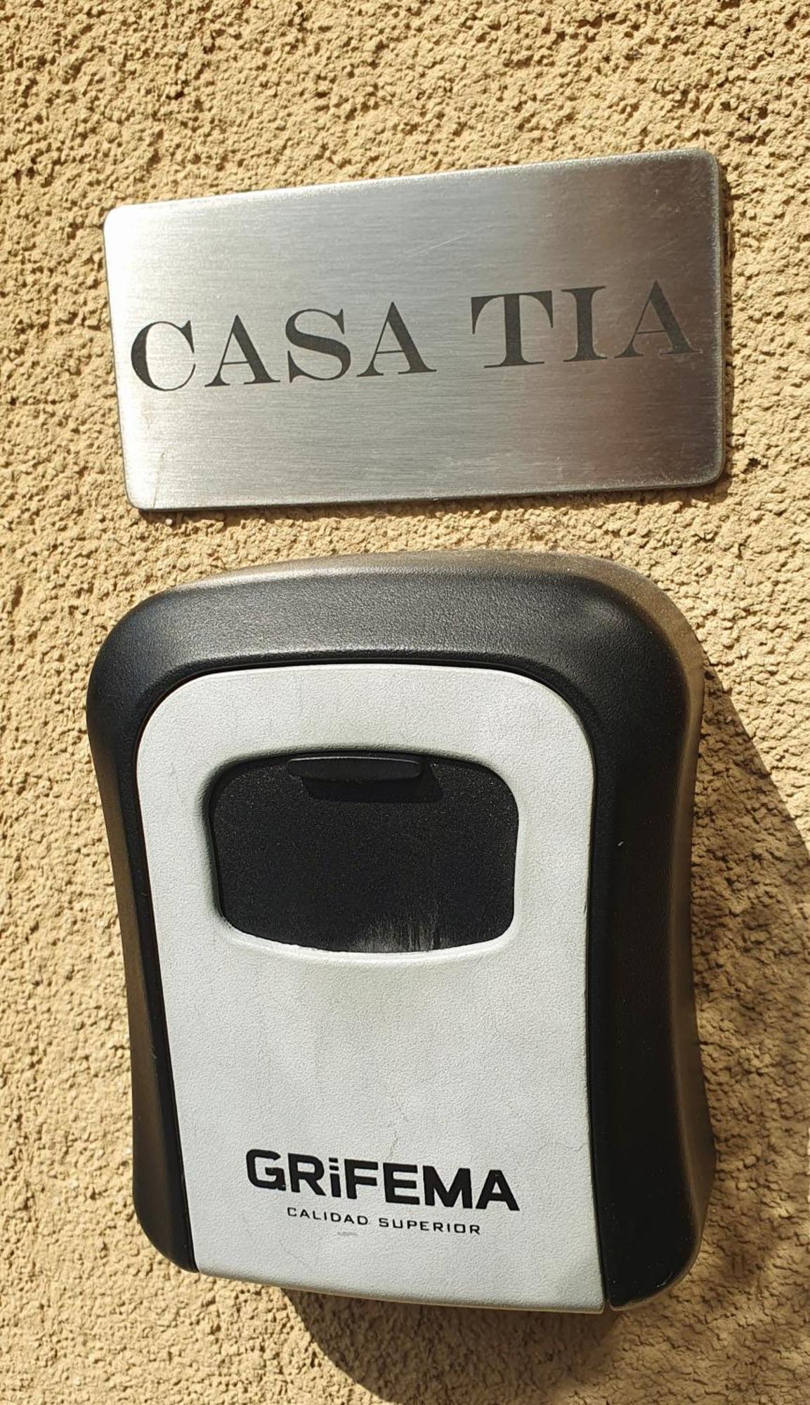 New Private Apt In Como A-C Self Check-In Екстериор снимка